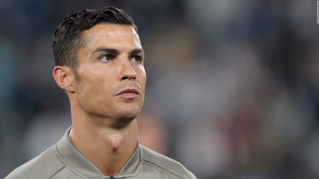 Cristiano Ronaldo egy meghiúsult abortusz miatt van még életben – 777