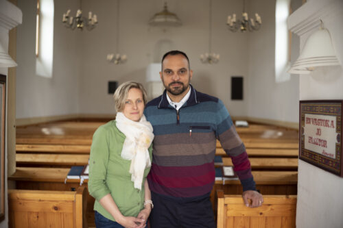 „Mi a házasságban harcostársak vagyunk, ez a jó gyülekezetvezetés alapja is” – interjú egy lelkészházaspárral