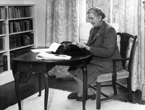 „A bűn egy rákfajta, amelyre senki sem immunis” – Agatha Christie és a bűn