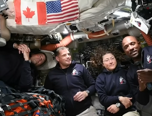 „Ti is egy űrhajón vagytok, amit Földnek hívnak” – a Holdat megkerülő pilóta gyönyörű tanúságtétele