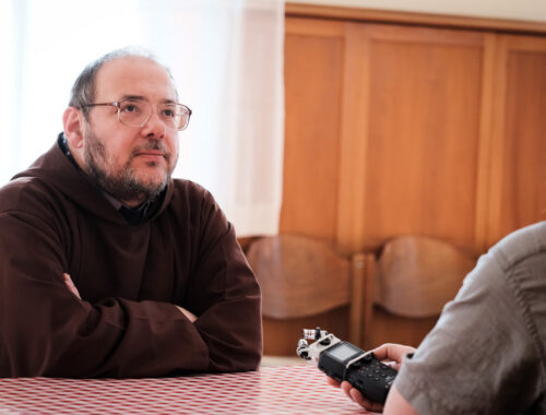A küzdő Egyház orvosai – Interjú egy kapucinus szerzetessel